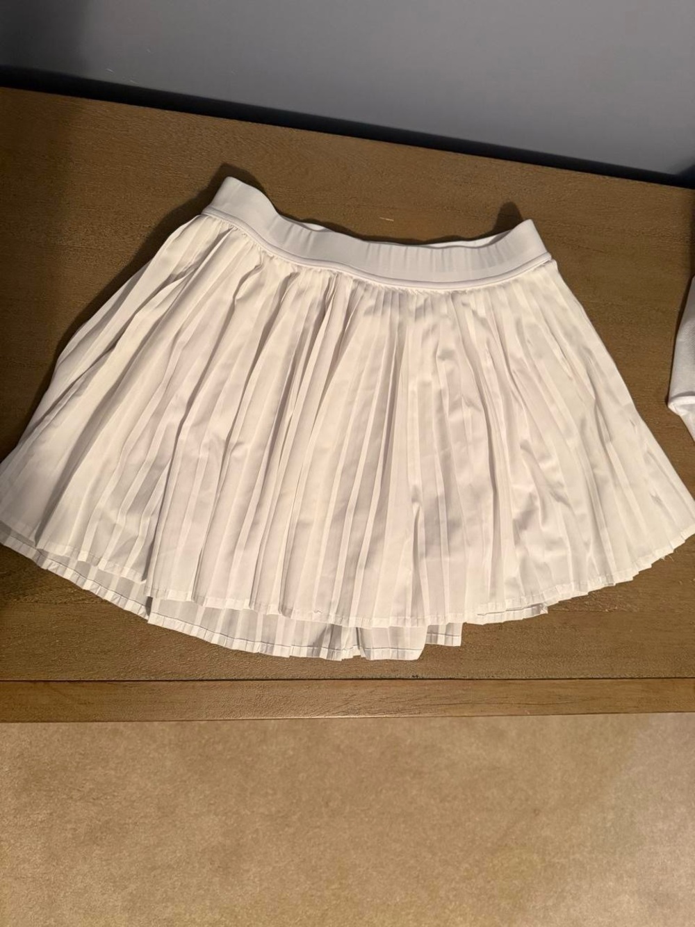 🤍 BOTA White Pleated Tennis  Skort 🤍